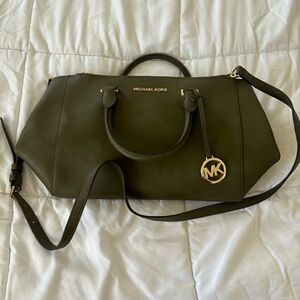 Michael Kors purse